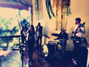 banda para casamento em sp, banda para casamento, banda de casamento, banda para eventos corporativos, banda para formatura, banda de eventos, banda, música ao vivo, música para casamento, coral de casamento, show para casamento, casamento, banda em sp, banda abc, banda sbc, banda santo andre, banda scs, banda sp